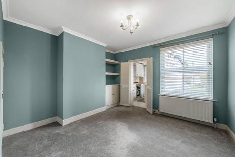 41 Adrian Road, Abbots Langley, WD5 0AG