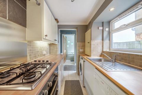 41 Adrian Road, Abbots Langley, WD5 0AG
