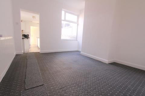 2 bedroom terraced house to rent, Tong Street, Walsall