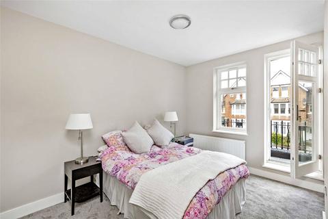 2 bedroom flat to rent, Ambleside Avenue, London, SW16