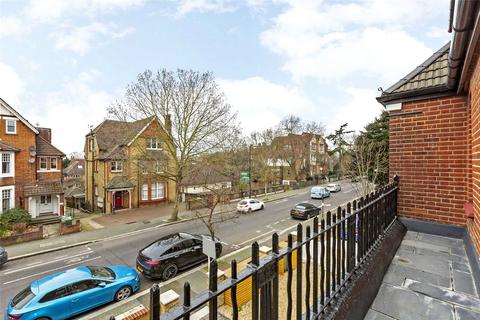 2 bedroom flat to rent, Ambleside Avenue, London, SW16