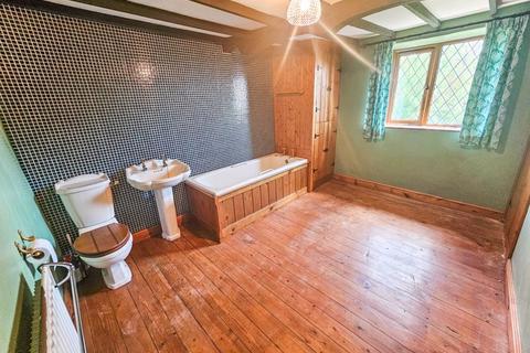 579 Cheadle Road, Wetley Rocks, Stoke-on-trent, ST9 0BB