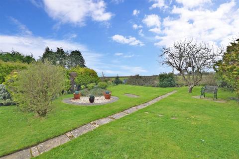 3 bedroom detached bungalow for sale - Cowes Road, Newport, Isle of Wight