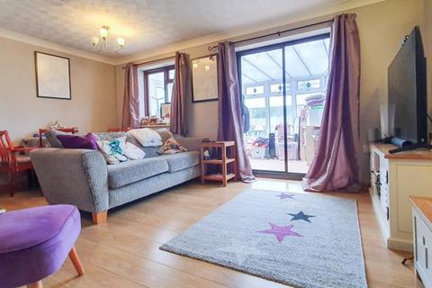 7 Barn Close, Abbeydale, Gloucester, GL4 5JT