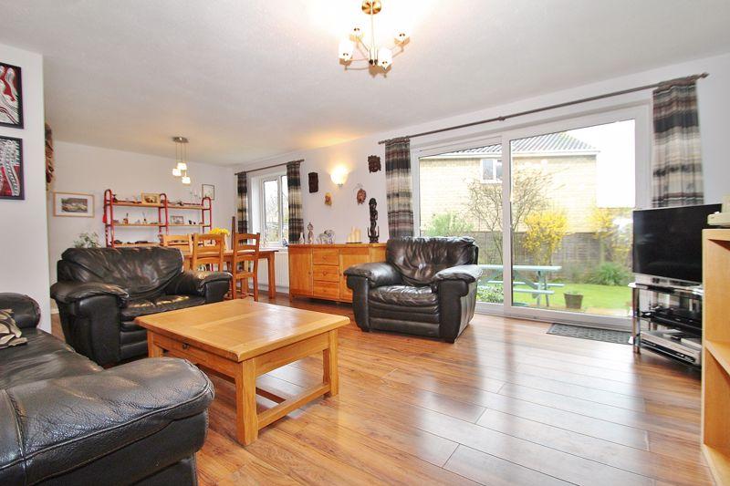 VANNER ROAD, Witney OX28 1LQ 4 bed detached house £460,000