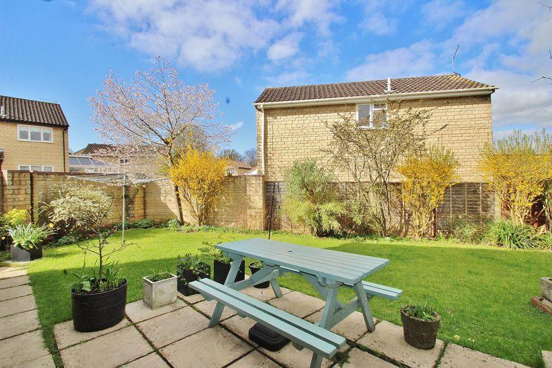 VANNER ROAD, Witney OX28 1LQ 4 bed detached house £460,000