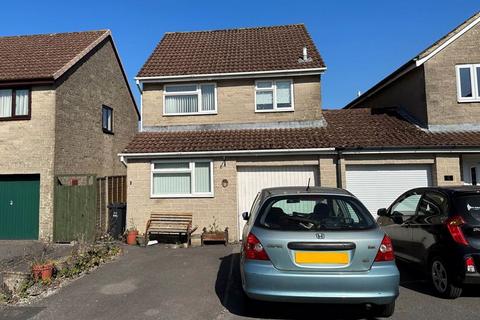 3 Bishop Crescent, Shepton Mallet, BA4 5XX