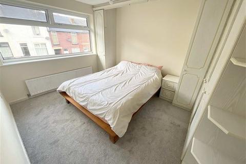 7 Gresham Road, Sheffield, S6 5AE