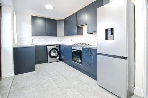 4 bedroom end of terrace house to rent, Goresbrook Road, Dagenham, RM9