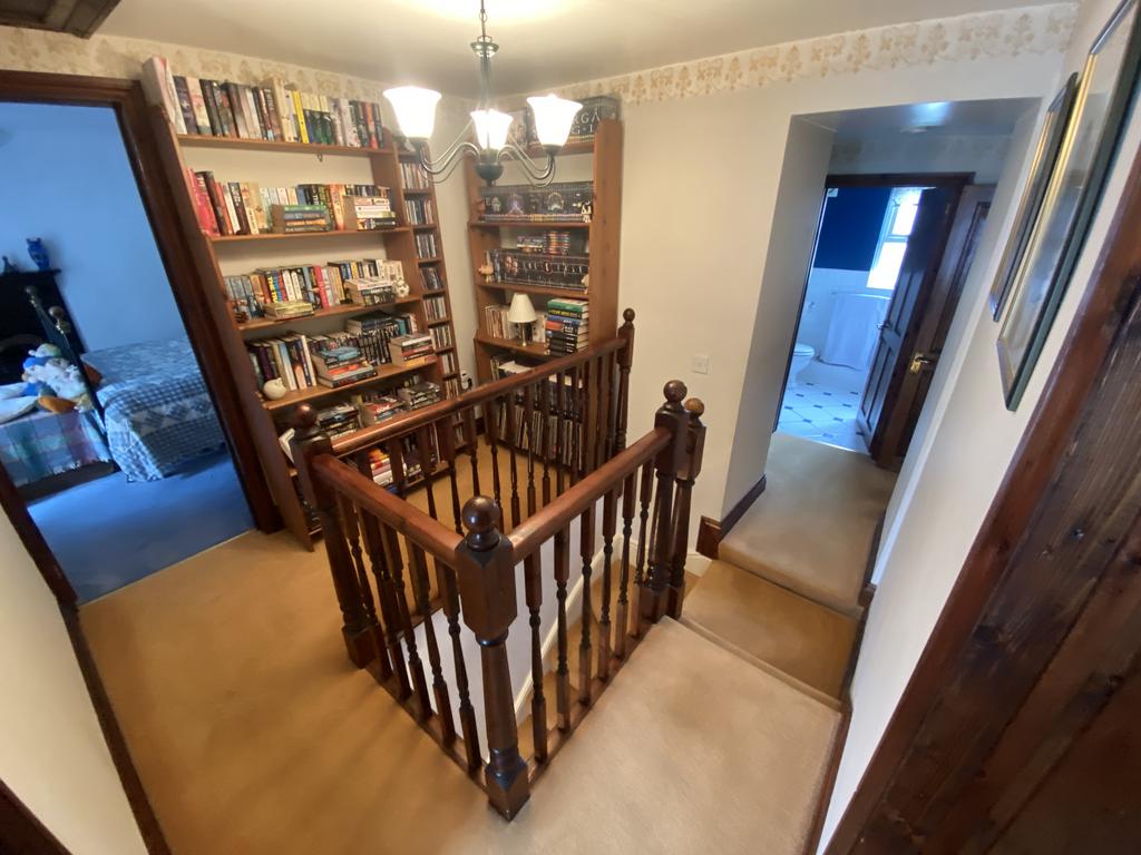 Front galleried landing