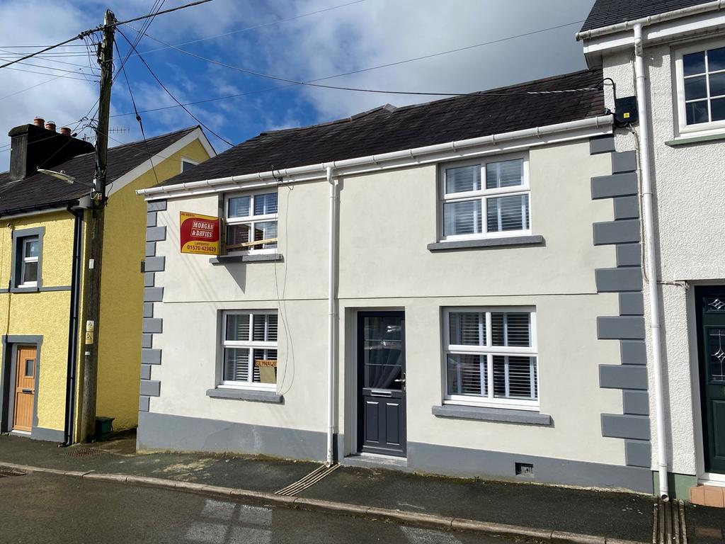 Llansawel, Llandeilo, SA19 3 bed semidetached house for sale £225,000
