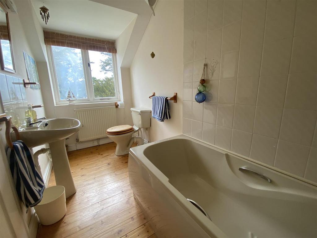 En Suite Bathroom/WC