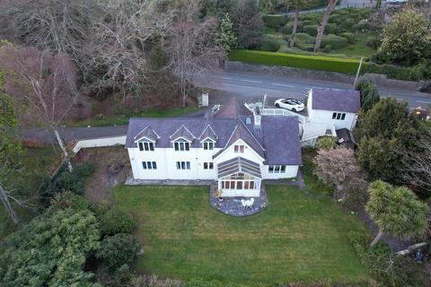 undefined, Craig Y Don Lodge, Glyngarth, Menai Bridge