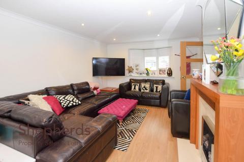 21 Ermine Close, Cheshunt, Waltham Cross, EN7 5BL