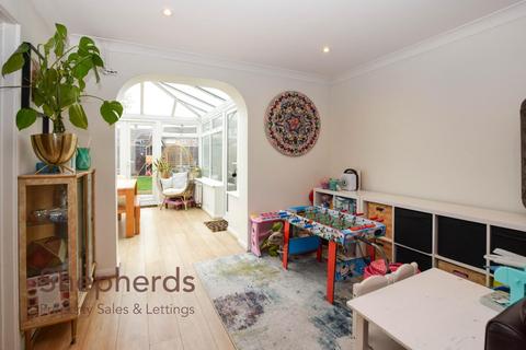 21 Ermine Close, Cheshunt, Waltham Cross, EN7 5BL