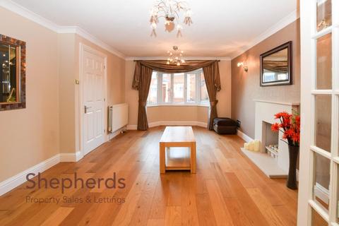 4 bedroom detached house for sale, Hull Close, West Cheshunt EN7