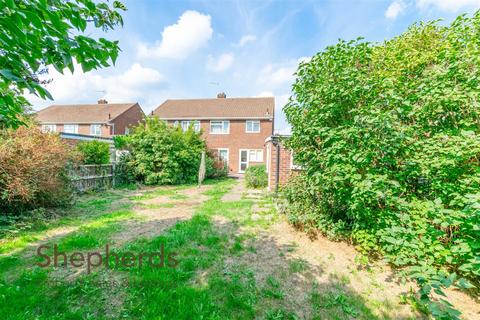 72 Penton Drive, Cheshunt, Waltham Cross, EN8 9RU