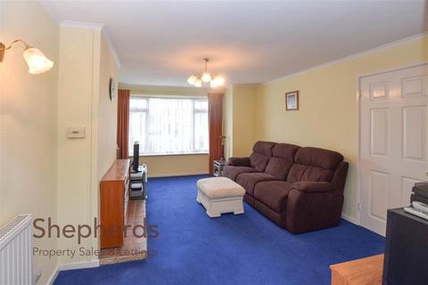 72 Penton Drive, Cheshunt, Waltham Cross, EN8 9RU