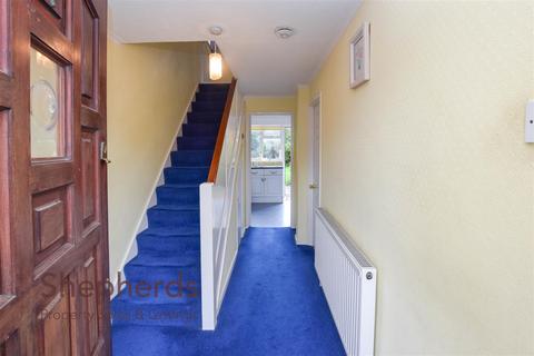 72 Penton Drive, Cheshunt, Waltham Cross, EN8 9RU