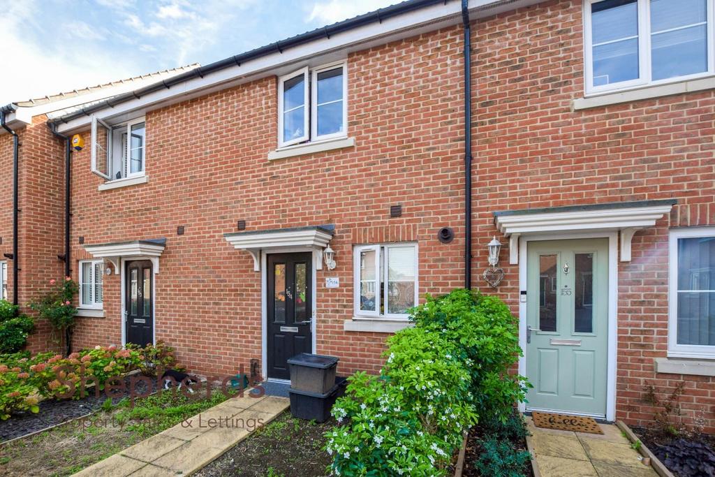 Aldermere Avenue, Cheshunt EN8 2 bed terraced house £389,995
