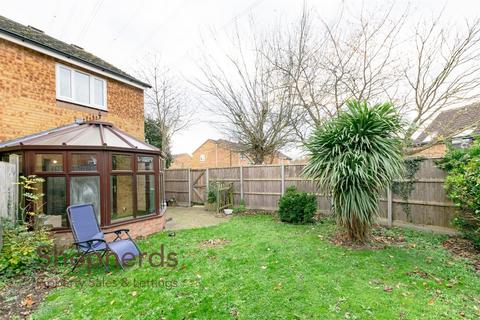48 Benedictine Gate, Waltham Cross, EN8 0XB