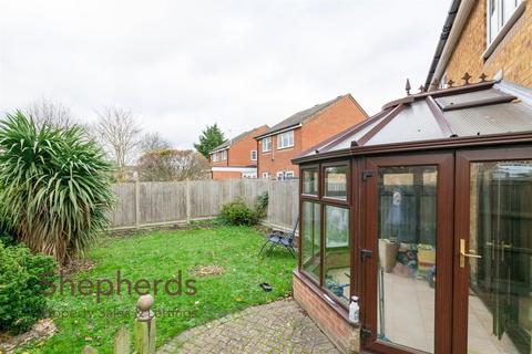 48 Benedictine Gate, Waltham Cross, EN8 0XB