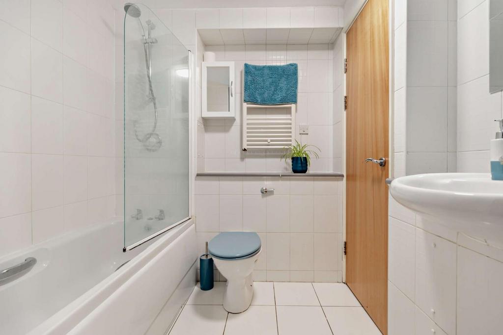 8547000-interior13-800.jpg
