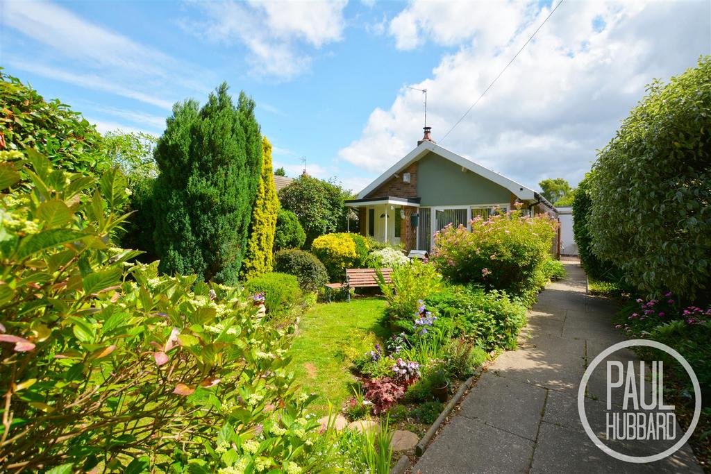Old Lane, Corton, NR32 2 bed detached bungalow for sale £360,000