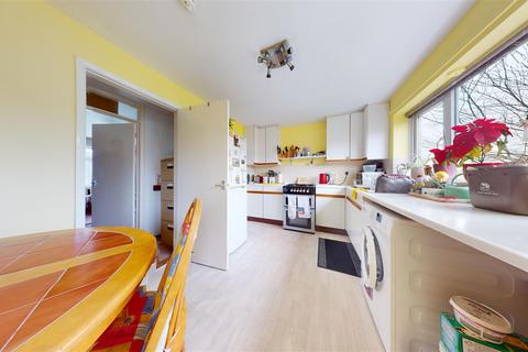 76 Greenways, Portland, DT5 2LF