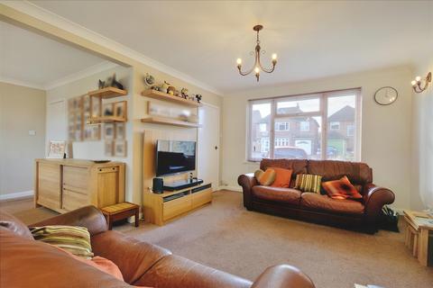 44 Balmoral Drive, Bramcote, Nottingham, NG9 3FU