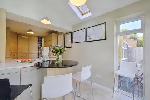 44 Balmoral Drive, Bramcote, Nottingham, NG9 3FU