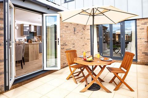 4 bedroom detached house for sale - Plot  15 Milestones, Poringland, Norwich, NR14