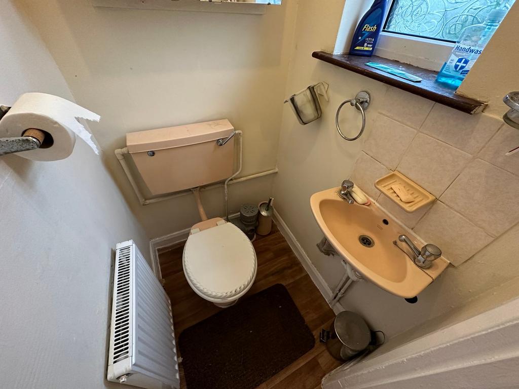 Ground Floor WC