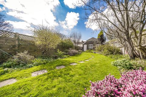 58 Albert Road, Ashford, TN24 8NU