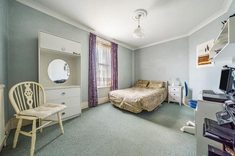 58 Albert Road, Ashford, TN24 8NU
