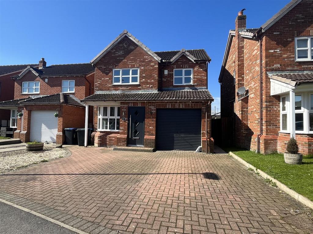 Highfields, Tow Law, 4 bed detached house £850 pcm (£196 pw)