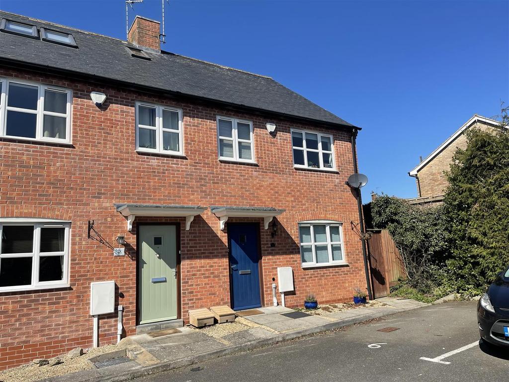 Bumblebee Close, Ratby, Leics 3 bed townhouse for sale £245,000