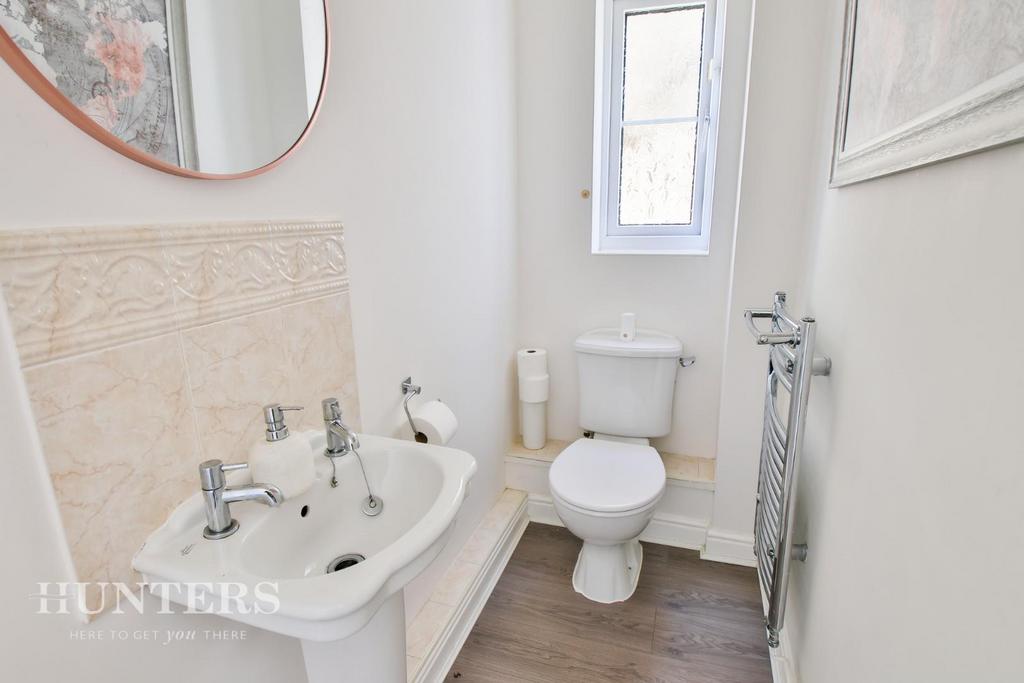 Cloakroom/ wc