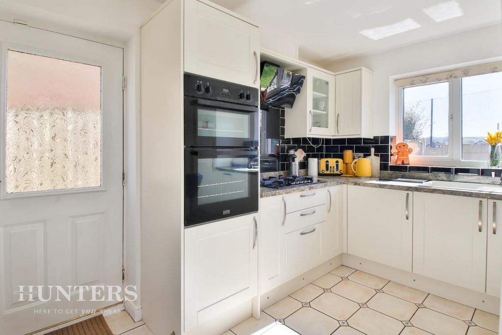 Breakfast kitchen