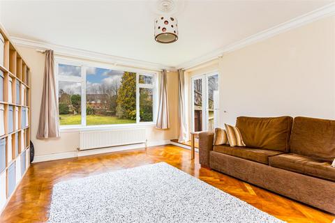 1, Shrubland Court Garratts Lane, Banstead, SM7 2EH