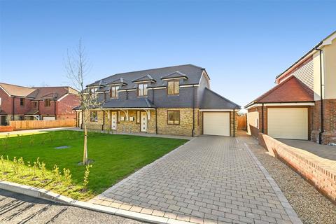 3 bedroom semi-detached house for sale - Starling View, Angmering