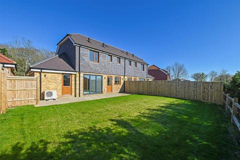 3 bedroom semi-detached house for sale - Starling View, Angmering