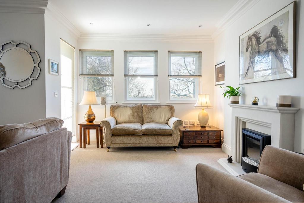 The Square, Dringhouses, York 2 bed apartment for sale £425,000