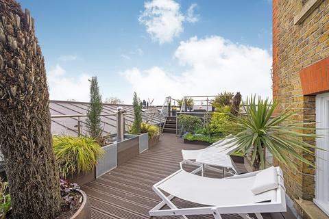 Flat 44, Alpha House, 4 Beta Place, London, SW4 7QN