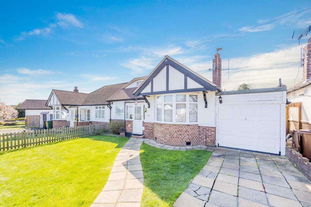 Firswood Avenue, Stoneleigh 2 bed semidetached bungalow for sale £