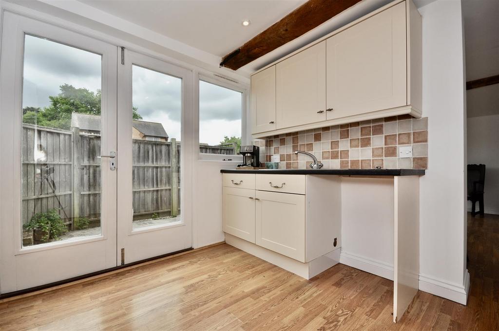 Fitted Kitchen