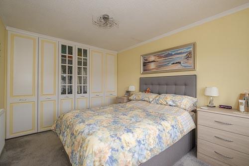 Main Bed.jpg