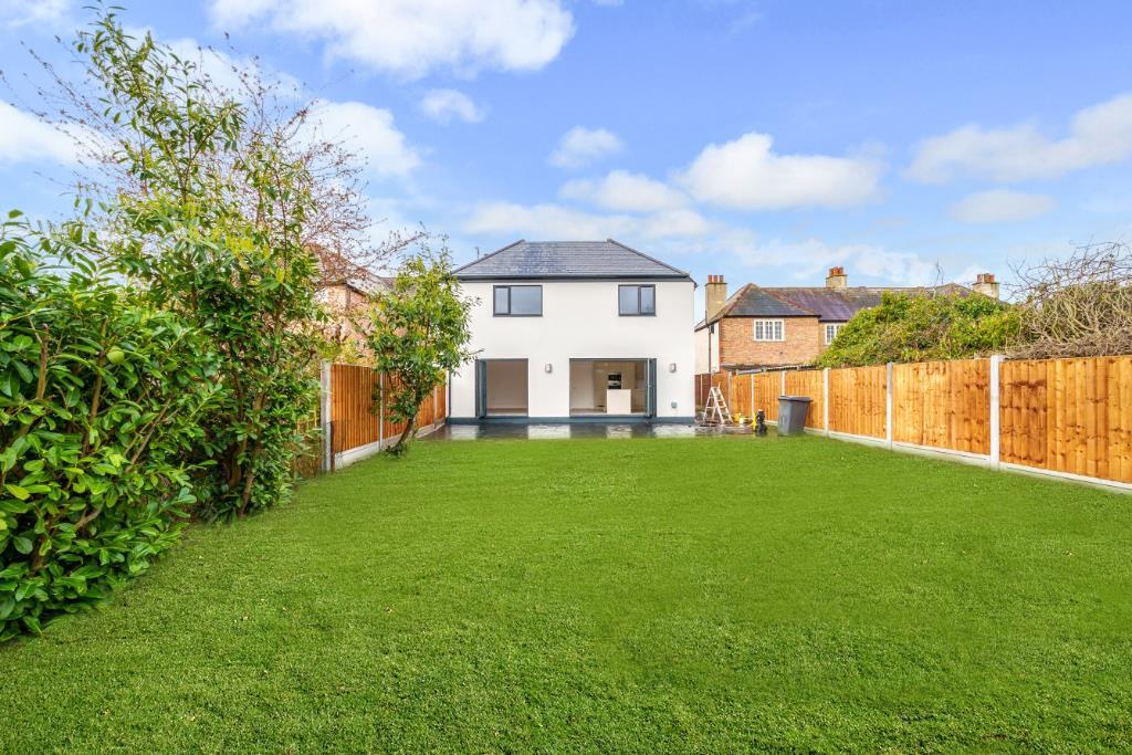 The Street, Galleywood, Chelmsford 4 bed semidetached house £650,000