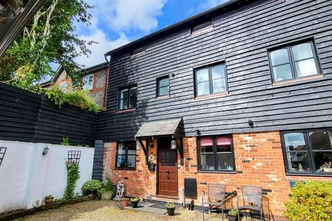 4 bedroom end of terrace house for sale, CHAIN FREE - Home Farm Court, Puckeridge