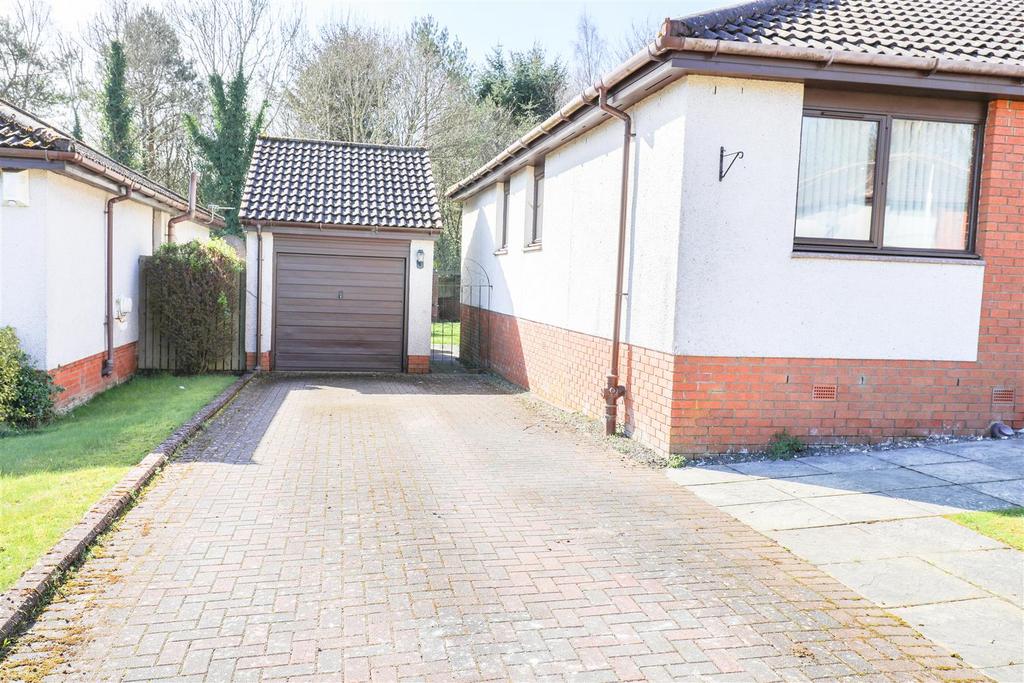 John Knox Gardens, Glenrothes 4 bed detached bungalow £255,000